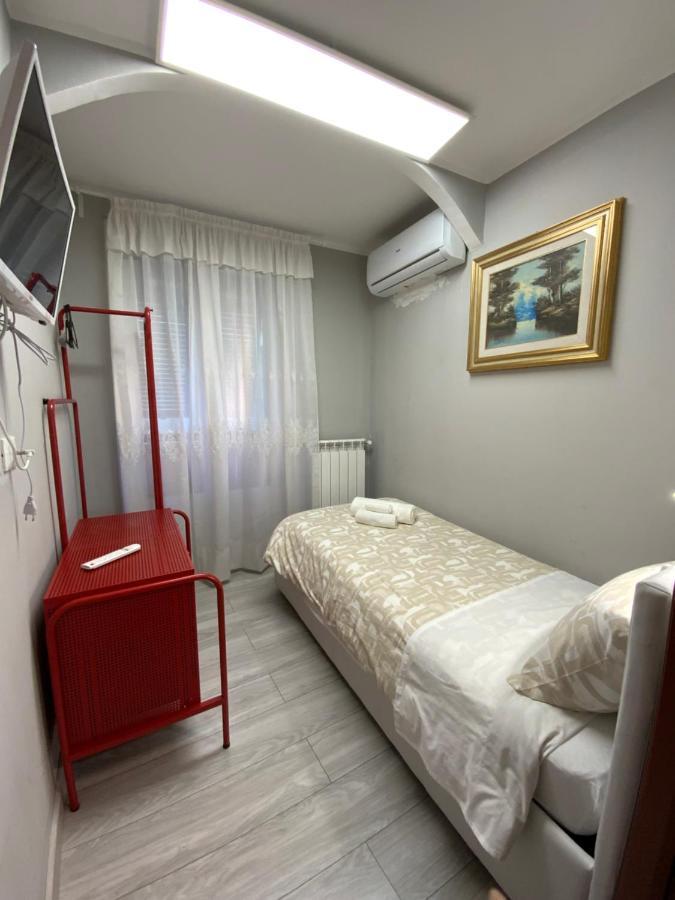 Casa Camelie Lägenhet Genua Exteriör bild